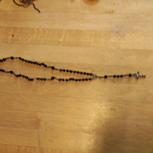 Rosenkranz mit schwarzen