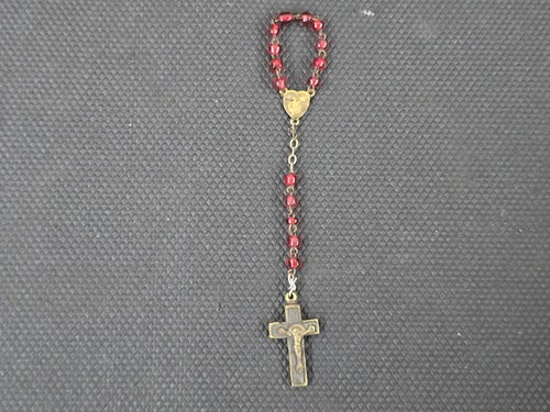 Rosenkranz mit roten