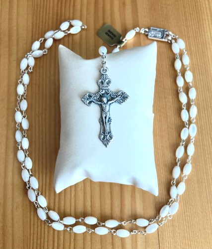 Alter rosenkranz weiß - rosenkranz, /