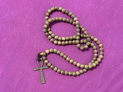 Rosenkranz kette aus