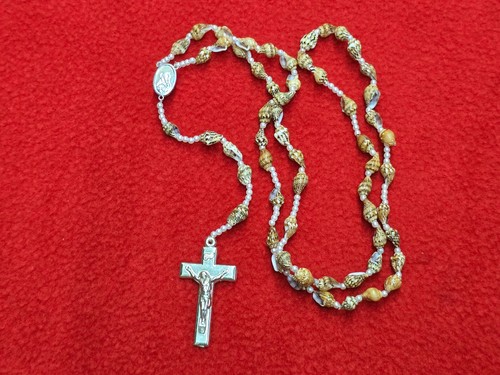Rosenkranz aus muscheloptik - rosenkranz,